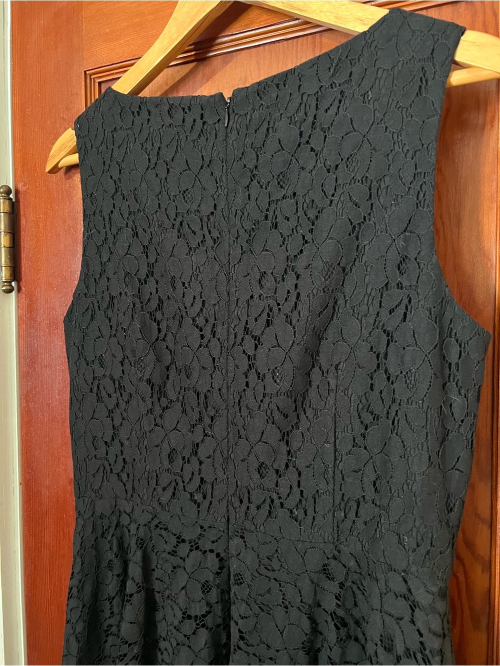 Donna Morgan Black Lace Fit & Flare Cocktail Dress Size 8 - Picture 9 of 9